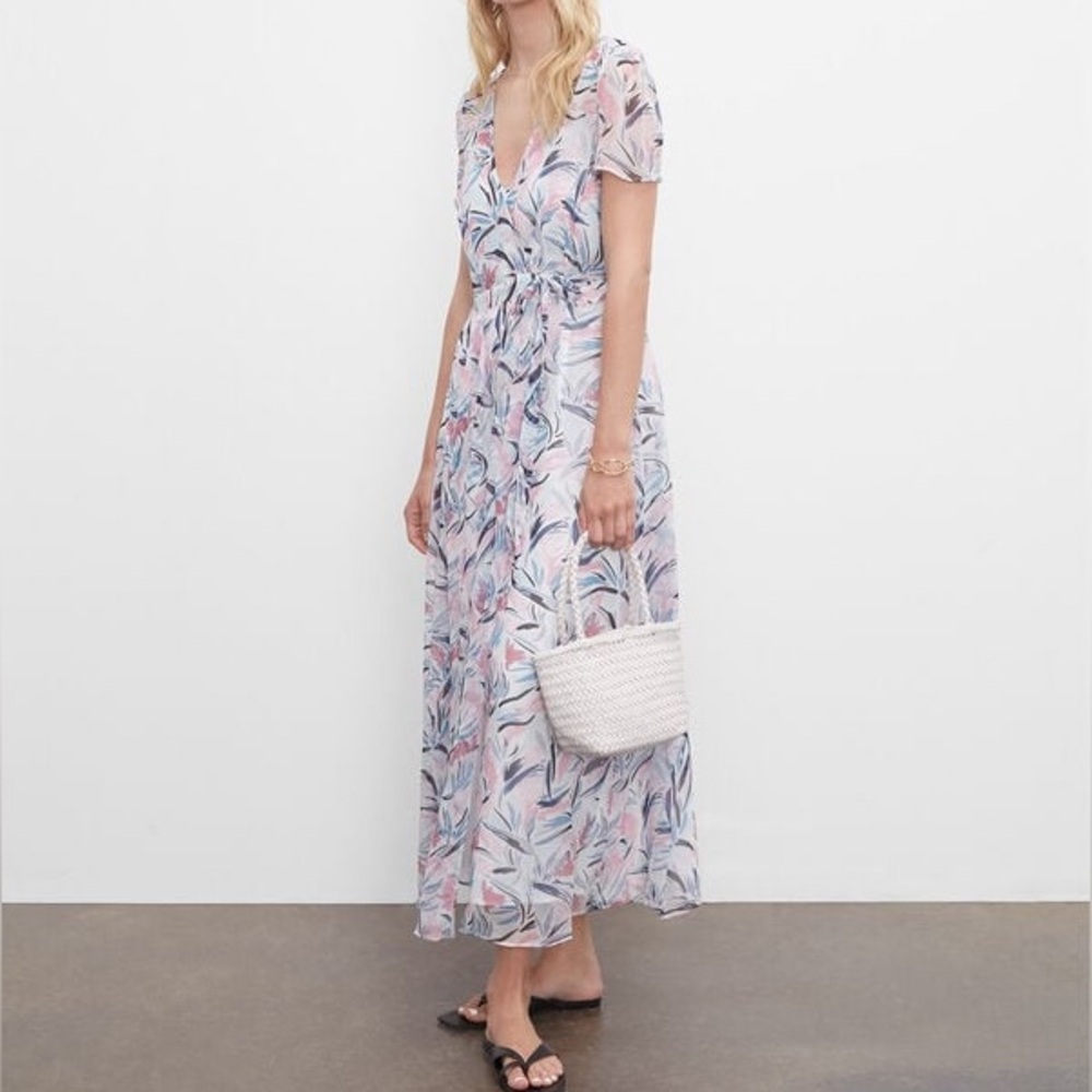 🆕 Club Monaco Birds of Paradise Maxi Wrap Dress Blue and Pink Chiffon, Size 4